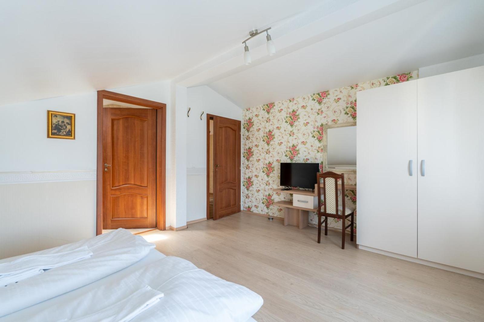 Farawayhomes Aparthotel Near Vienna Airport - Anytime Self Check-In ברוק אן דר לייתה מראה חיצוני תמונה