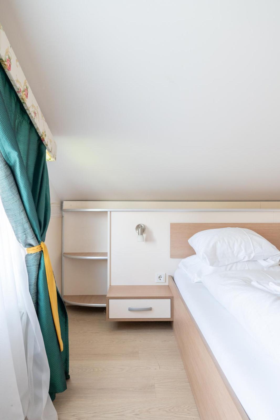 Farawayhomes Aparthotel Near Vienna Airport - Anytime Self Check-In ברוק אן דר לייתה מראה חיצוני תמונה