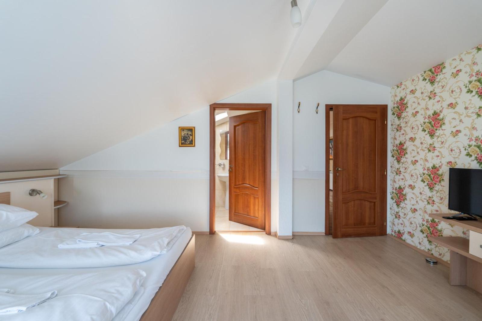 Farawayhomes Aparthotel Near Vienna Airport - Anytime Self Check-In ברוק אן דר לייתה מראה חיצוני תמונה