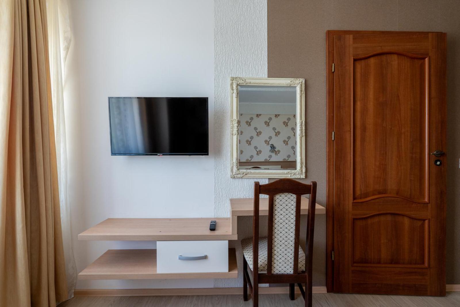 Farawayhomes Aparthotel Near Vienna Airport - Anytime Self Check-In ברוק אן דר לייתה מראה חיצוני תמונה